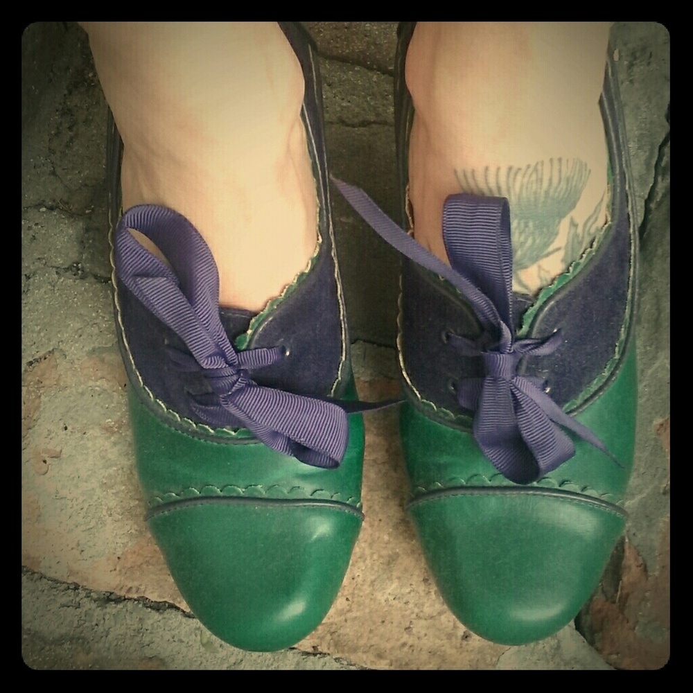 Chelsea Crew Green Leather/ Purple Suede Heels